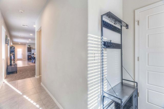 6460 Gannett Drive NE, Rio Rancho, NM 87144