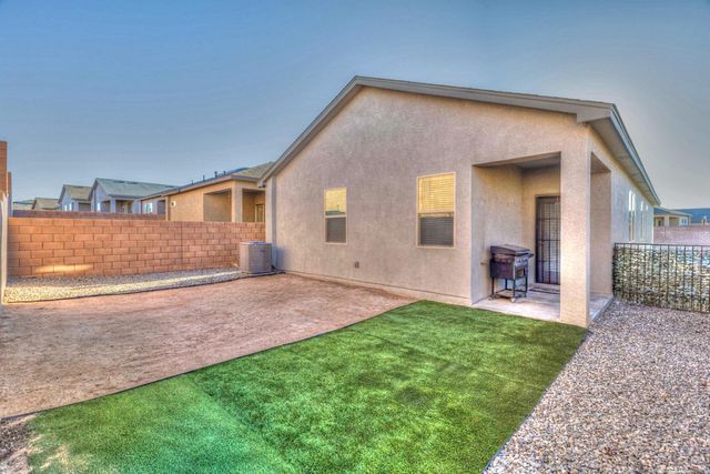 6460 Gannett Drive NE, Rio Rancho, NM 87144