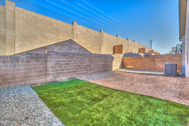 6460 Gannett Drive NE, Rio Rancho, NM 87144