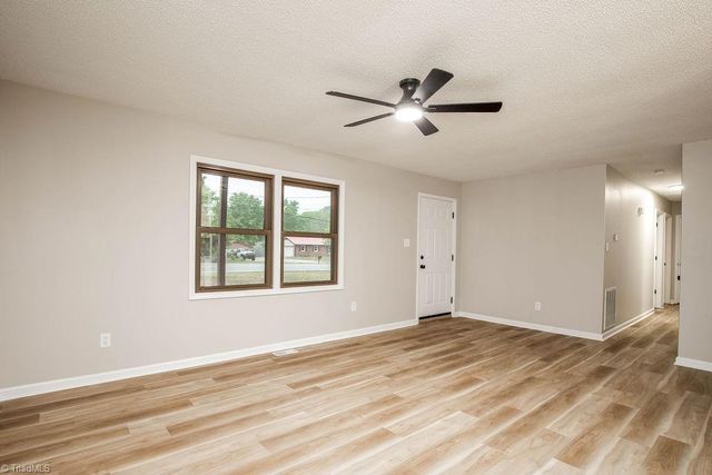 7064 Kennedy Road, Trinity, NC 27370