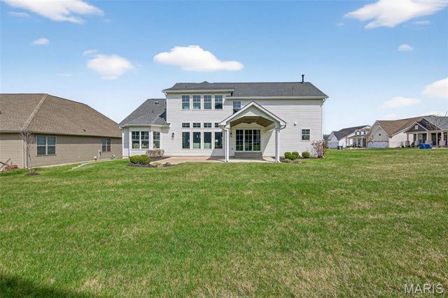 200 Balmoral Gardens Court, Lake St Louis, MO 63367