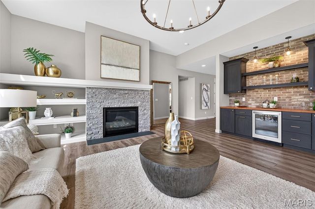 200 Balmoral Gardens Court, Lake St Louis, MO 63367