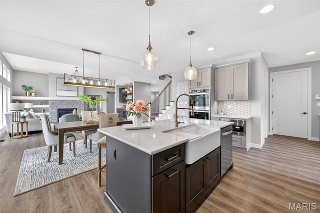 200 Balmoral Gardens Court, Lake St Louis, MO 63367