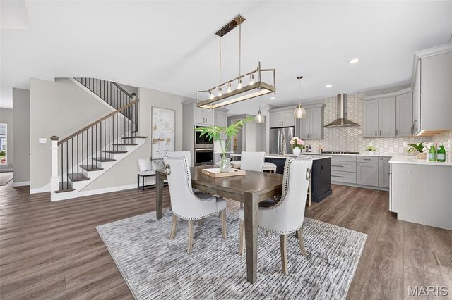 200 Balmoral Gardens Court, Lake St Louis, MO 63367