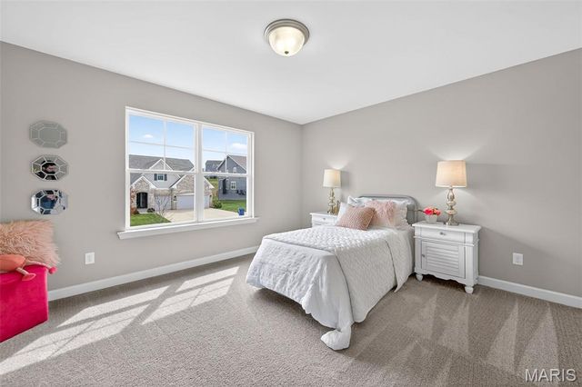 200 Balmoral Gardens Court, Lake St Louis, MO 63367