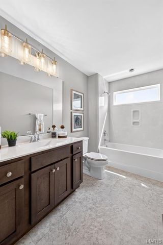 200 Balmoral Gardens Court, Lake St Louis, MO 63367