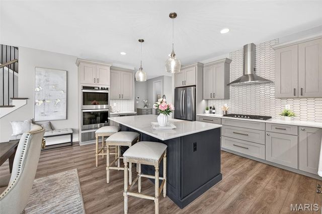 200 Balmoral Gardens Court, Lake St Louis, MO 63367