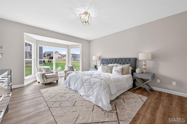 200 Balmoral Gardens Court, Lake St Louis, MO 63367