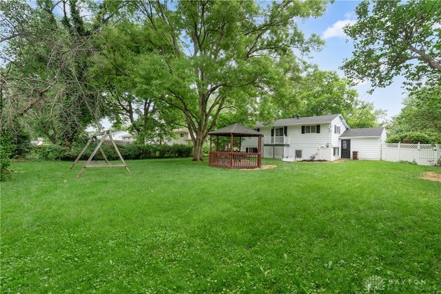 2524 Santa Rosa Drive, Kettering, OH 45440