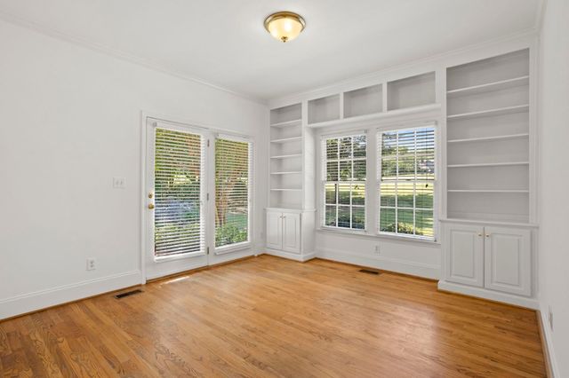 4 Torrey Pine Court, Spartanburg, SC 29306