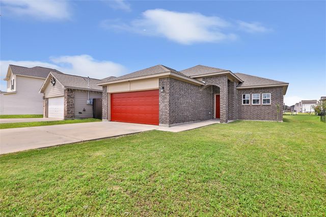36 County Road 5102c, Cleveland, TX 77327