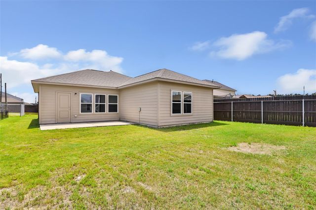 36 County Road 5102c, Cleveland, TX 77327