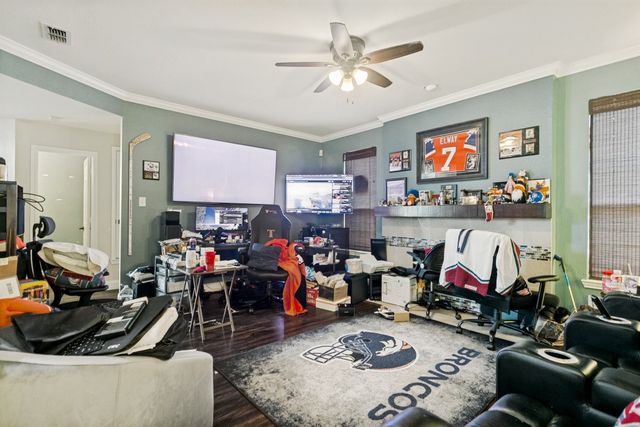 6713 Ashglen Place, Plano, TX 75023