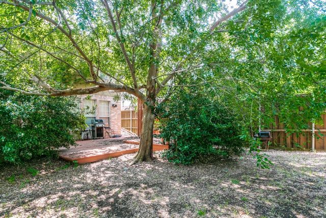 6713 Ashglen Place, Plano, TX 75023