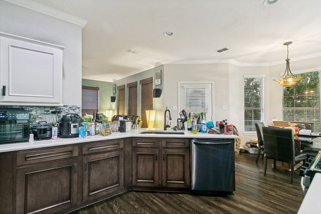 6713 Ashglen Place, Plano, TX 75023