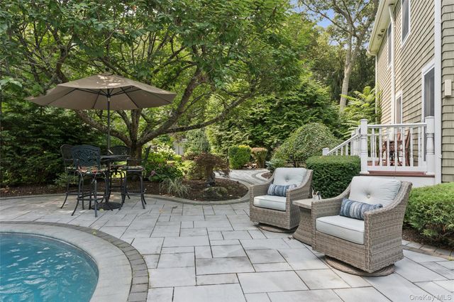 38 Riverview Terrace, Smithtown, NY 11787