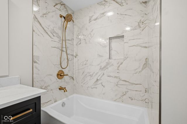 939 Mulberry Street, Noblesville, IN 46060