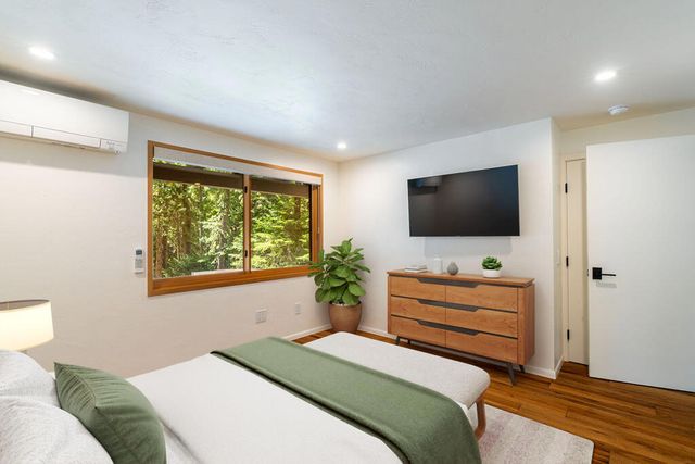 24718 Fern Valley Road, Idyllwild, CA 92549