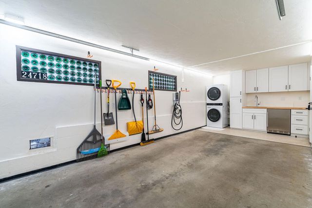 24718 Fern Valley Road, Idyllwild, CA 92549