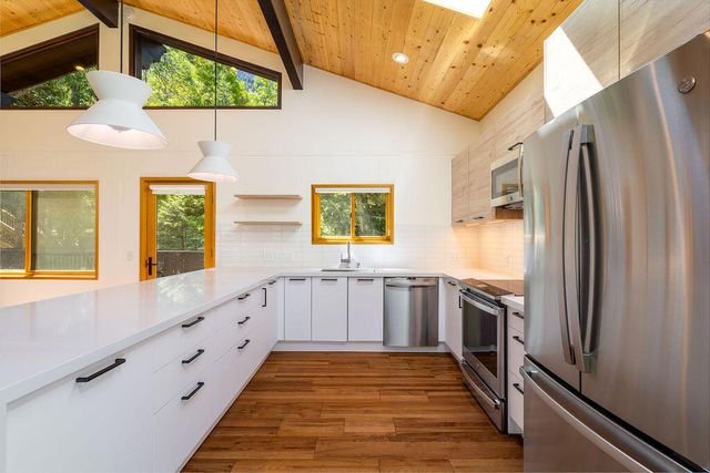 24718 Fern Valley Road, Idyllwild, CA 92549