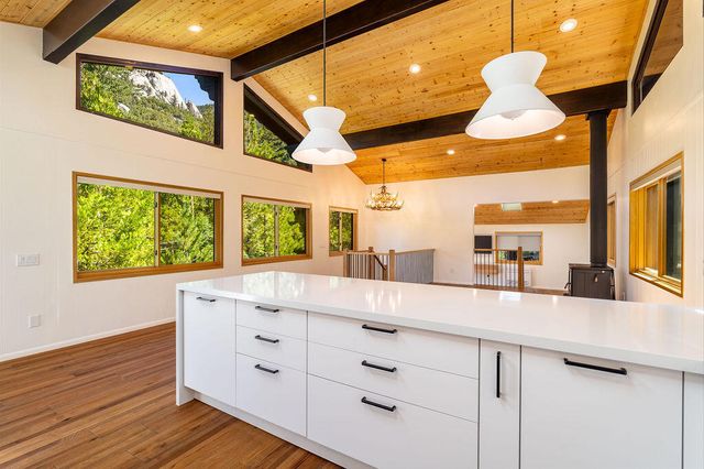 24718 Fern Valley Road, Idyllwild, CA 92549