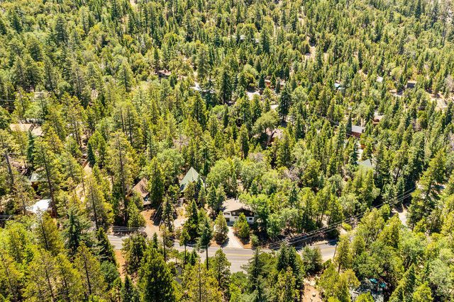 24718 Fern Valley Road, Idyllwild, CA 92549