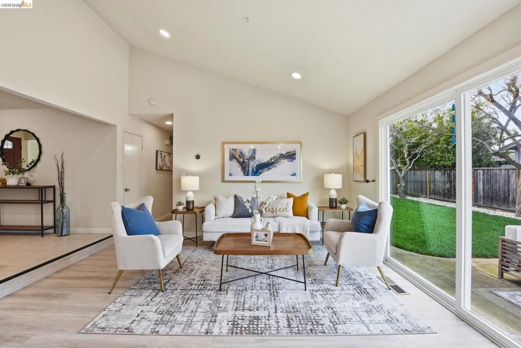 Image 17 of property listing at 4701 4701 Michelle Way, Union City, CA 94587