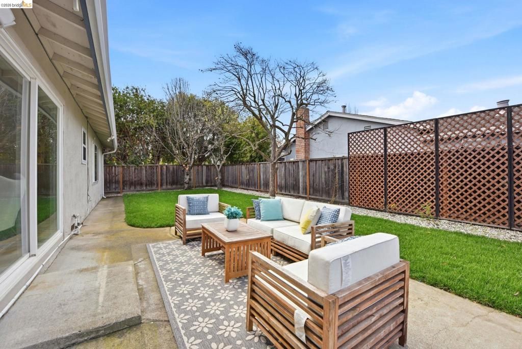 Image 33 of property listing at 4701 4701 Michelle Way, Union City, CA 94587