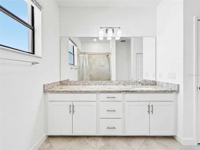 15148 LYLA TERRACE, Bradenton, FL 34211