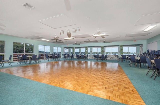 1943 SW Palm City Road I, Stuart, FL 34994