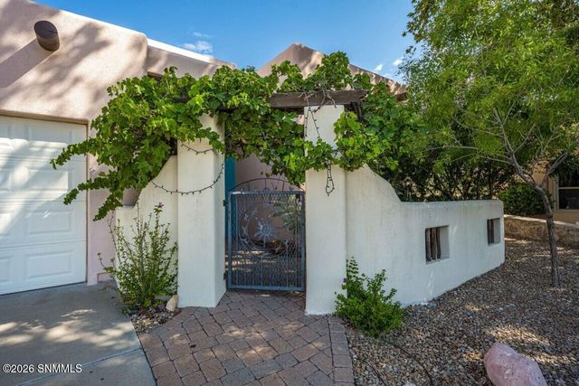 514 La Melodia Drive, Las Cruces, NM 88011