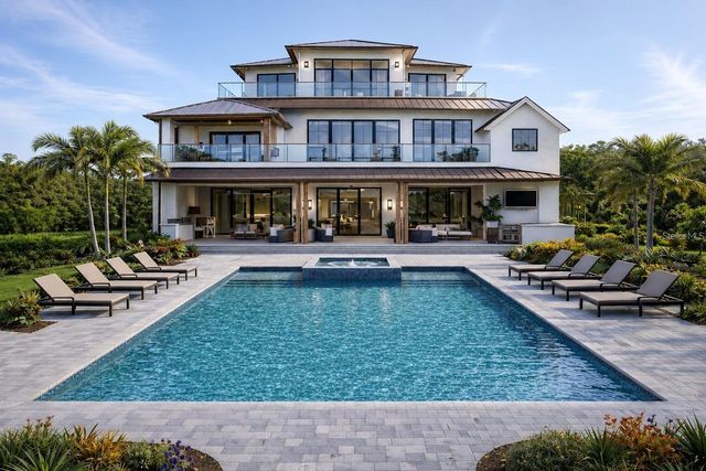 25 N WASHINGTON DRIVE, Sarasota, FL 34236
