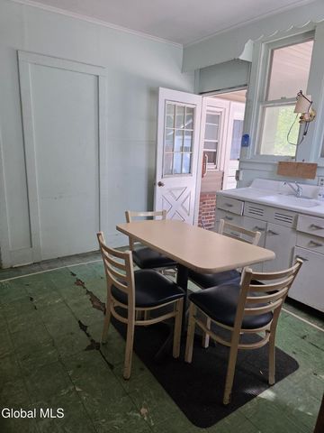 76 W Grand Street, Palatine Bridge, NY 13428