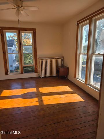 76 W Grand Street, Palatine Bridge, NY 13428