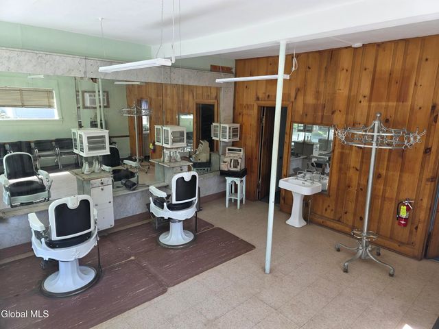 76 W Grand Street, Palatine Bridge, NY 13428