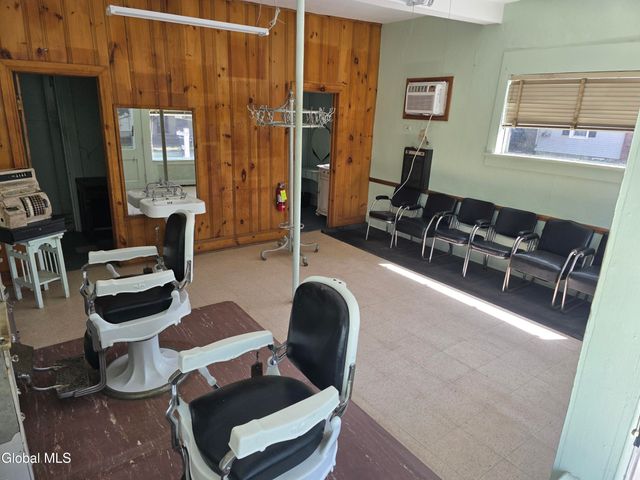 76 W Grand Street, Palatine Bridge, NY 13428