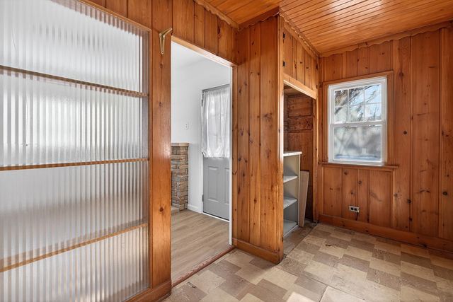 2780 Hamlet Avenue N, Oakdale, MN 55128