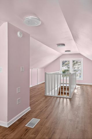 2780 Hamlet Avenue N, Oakdale, MN 55128