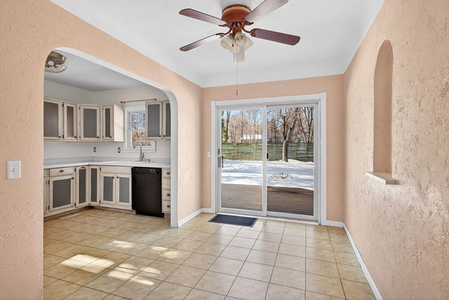 2780 Hamlet Avenue N, Oakdale, MN 55128