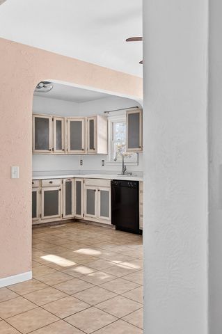 2780 Hamlet Avenue N, Oakdale, MN 55128