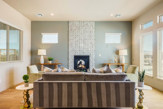 6028 Diebenkorn Drive SE, Albuquerque, NM 87106