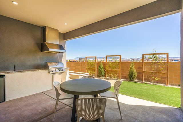 6028 Diebenkorn Drive SE, Albuquerque, NM 87106