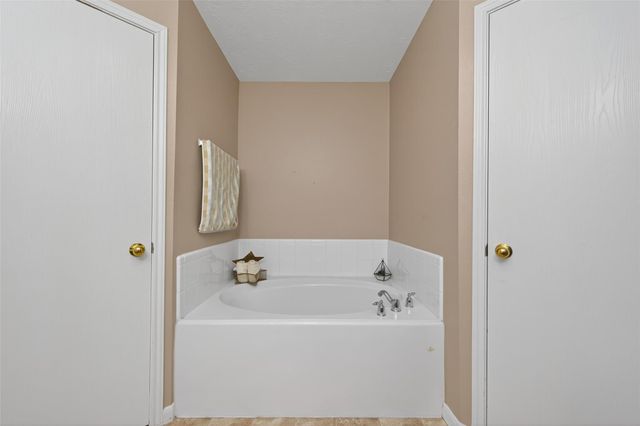 21539 Olympic Forest Drive, Porter, TX 77365