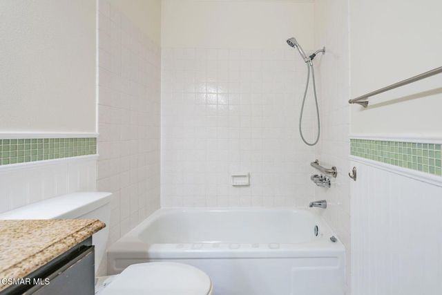 6894 Auburn Circle, Moorpark, CA 93021