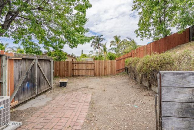 6894 Auburn Circle, Moorpark, CA 93021
