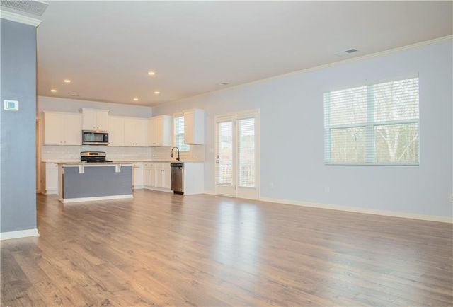 469 Sienna Bluff, Dallas, GA 30132