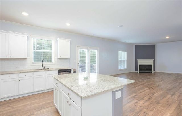 469 Sienna Bluff, Dallas, GA 30132