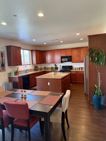 2173 Kapreil Way, Livingston, CA 95334