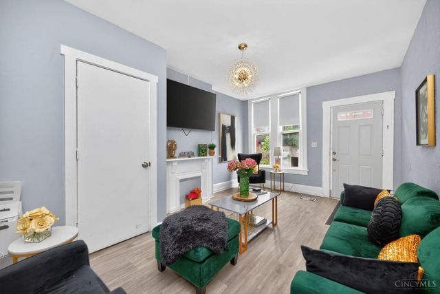 819 Summit Avenue, Cincinnati, OH 45204
