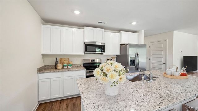 12755 Collier, Lake View, AL 35111